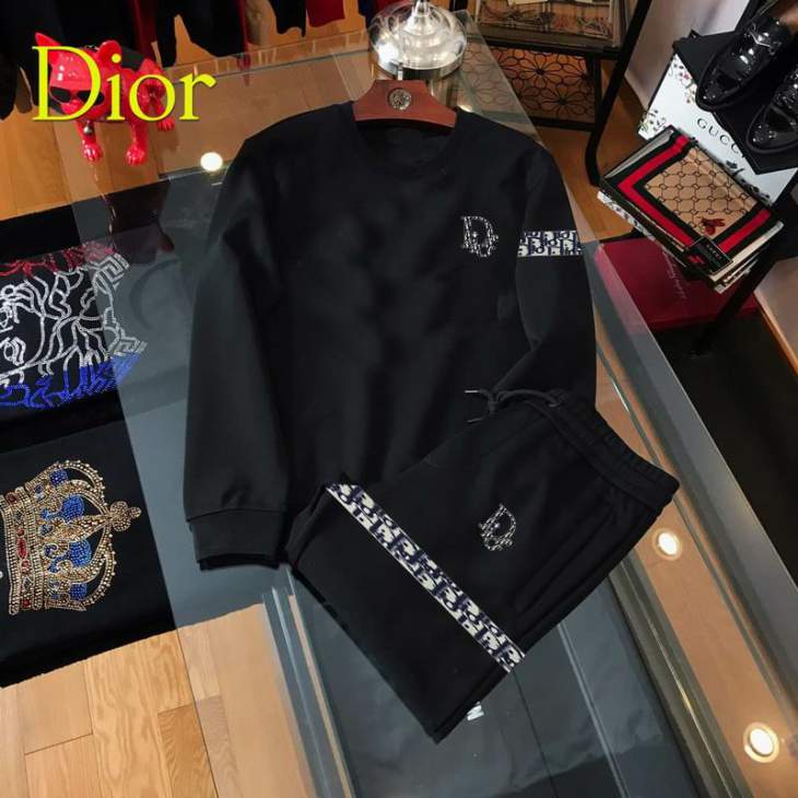 Picture of Dior Sweater Suits _SKUDiorM-5XL12yr22638669